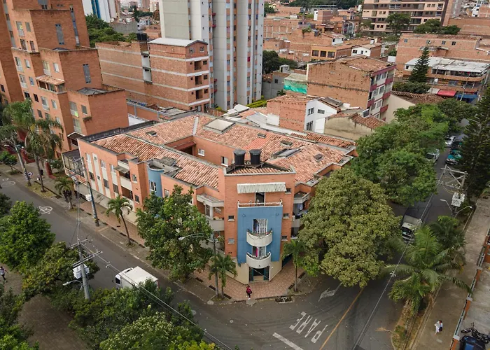 Oasis Secreto En Medellin Wifi Tv 201
